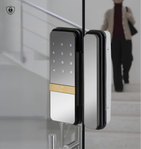 khoá mã số Yale không bấm được